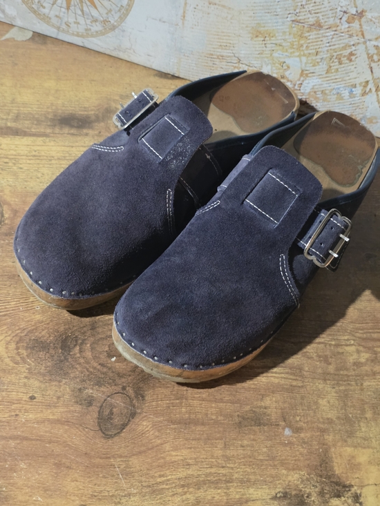 Bastad Shoes - Women's Purple Suede Slip-On Clog with Buckle
